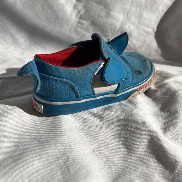 VANS shark slip on skate shoe blue Asher V size 8 - Picture 4 of 8